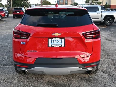 Used 2023 Chevrolet Blazer LT w/ Convenience Package image 4