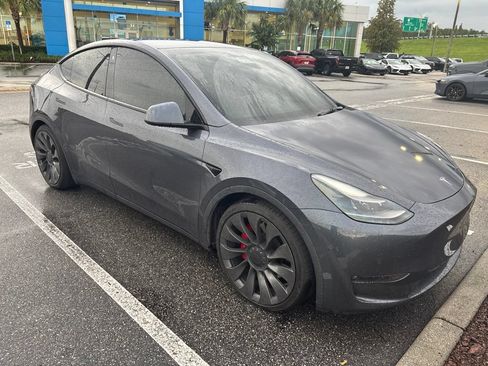 Used 2021 Tesla Model Y Performance AWD/4WD image 2