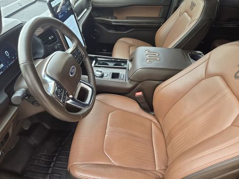 Used 2023 Ford Expedition King Ranch RWD image 16