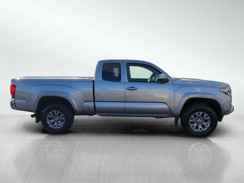 Used 2018 Toyota Tacoma SR5 image 4