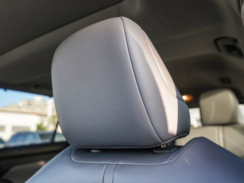 Used 2022 Toyota Highlander XLE image 30