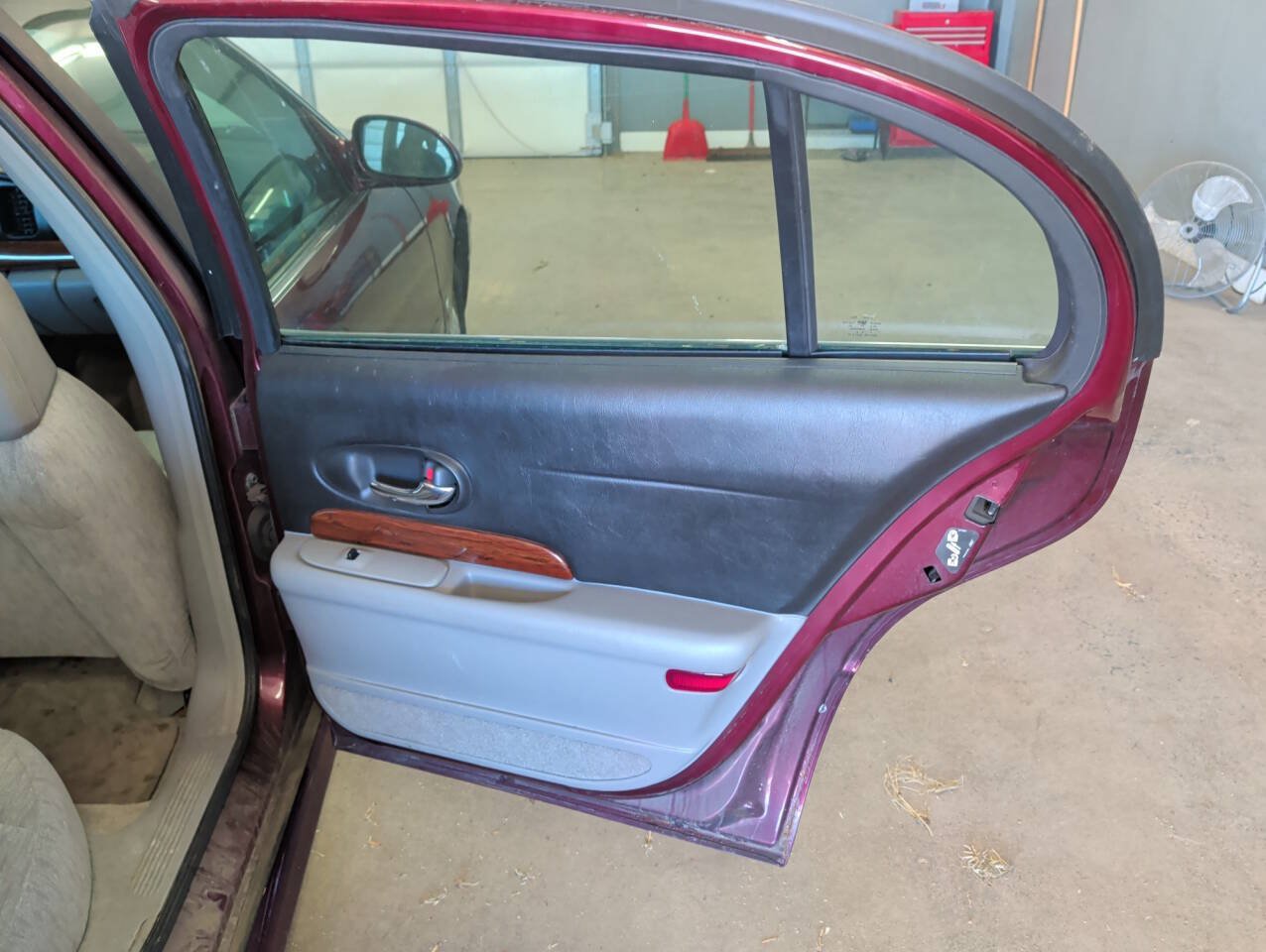 Used 2005 Buick Le Sabre Custom FWD image 26