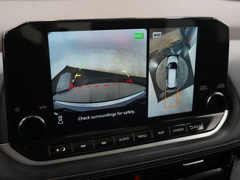 Used 2022 Nissan Rogue Platinum image 22