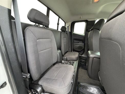 Used 2016 Chevrolet Colorado LT w/ LT Convenience Package image 14