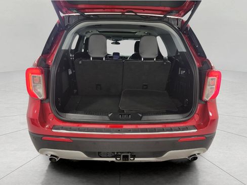 Used 2023 Ford Explorer Limited w/ Limited Technology Package image 16