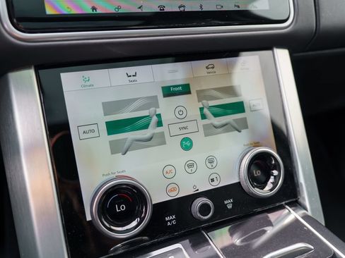 Used 2019 Land Rover Range Rover HSE AWD/4WD image 26