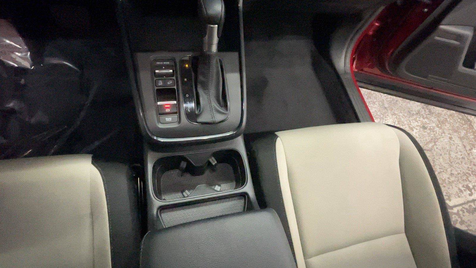 Used 2024 Honda CR-V LX image 40