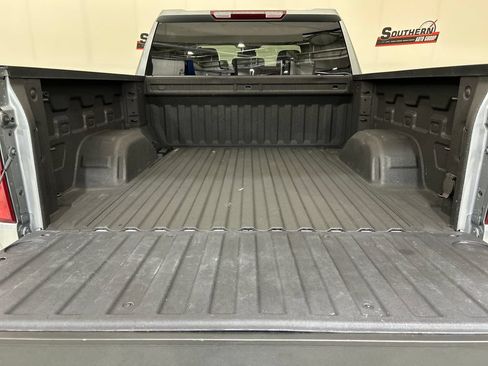 Used 2025 Chevrolet Silverado 1500 Custom w/ Turbomax Blackout Package AWD/4WD image 5