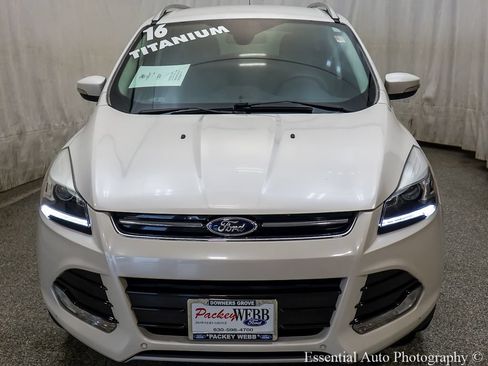 Used 2016 Ford Escape Titanium w/ Equipment Group 301A FWD image 5