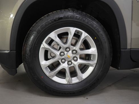 Used 2019 Chevrolet Traverse LT image 32