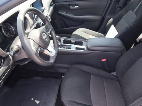 Certified 2024 Nissan Sentra SV FWD image 17
