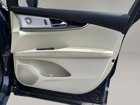 Used 2018 Lincoln MKX Black Label FWD image 16