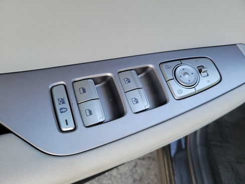 Used 2024 Hyundai Palisade SEL FWD image 23
