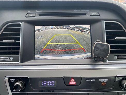 Used 2016 Hyundai Sonata SE image 15