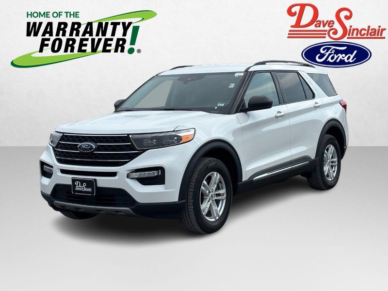 Certified 2024 Ford Explorer XLT w/ Equipment Group 202A AWD/4WD image 1