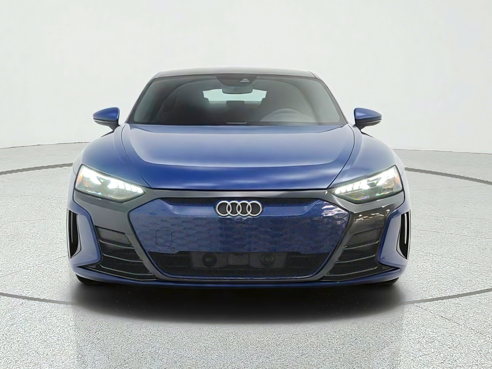 Used 2023 Audi e-tron GT Premium Plus AWD/4WD image 2