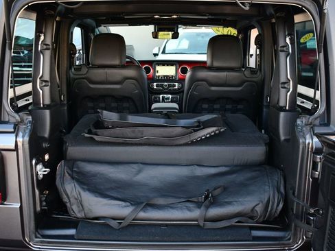 Used 2022 Jeep Wrangler Rubicon w/ Steel Bumper Group image 42