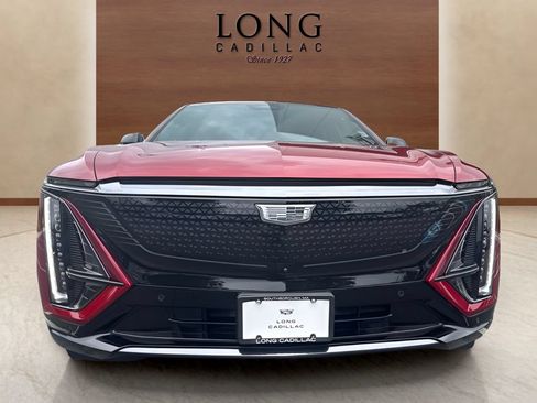 Used 2024 Cadillac Lyriq Sport AWD/4WD image 8