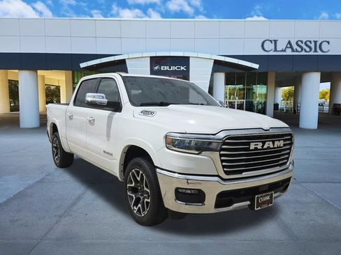 Used 2025 RAM 1500 Laramie AWD/4WD image 1