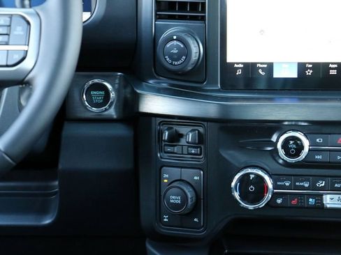 New 2026 Ford F250 Lariat w/ Black Appearance Package AWD/4WD image 34