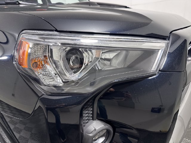Certified 2023 Toyota 4Runner TRD Off-Road Premium w/ Off Road Premium Plus Package AWD/4WD image 12