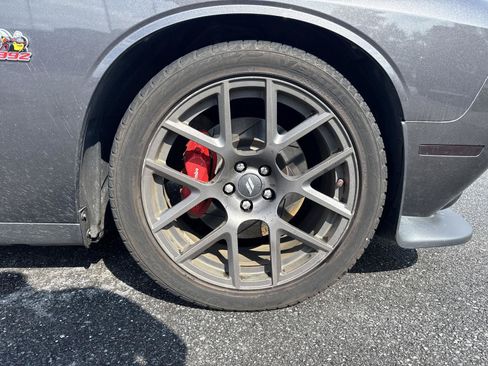 Used 2019 Dodge Challenger R/T Scat Pack w/ Plus Package RWD image 12