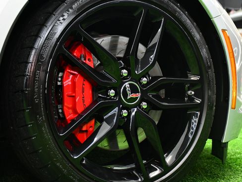 Used 2014 Chevrolet Corvette Stingray Coupe w/ 3LT Preferred Equipment Group image 15