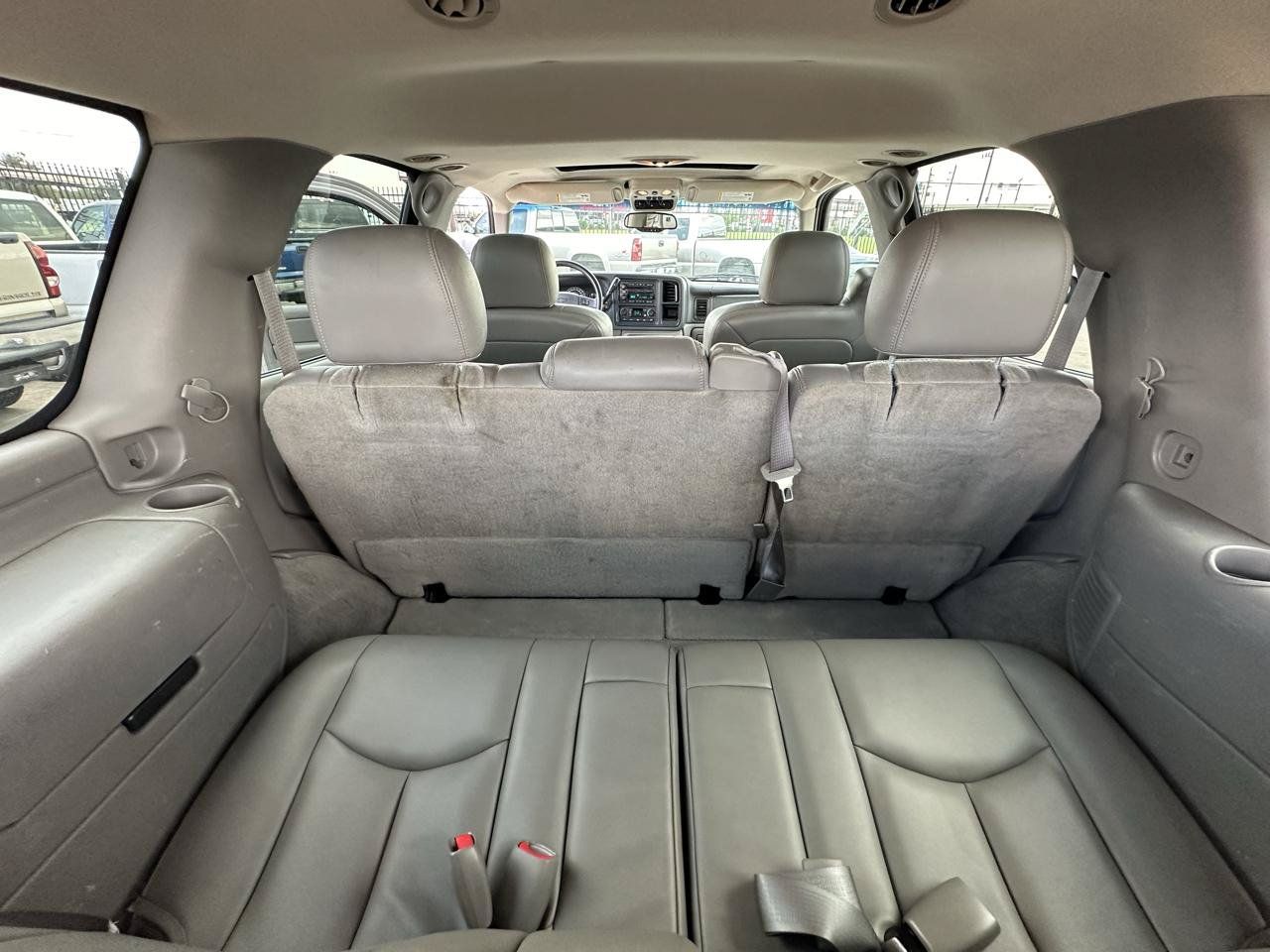 Used 2004 Chevrolet Tahoe LT w/ LT Preferred Equipment Group AWD/4WD image 84