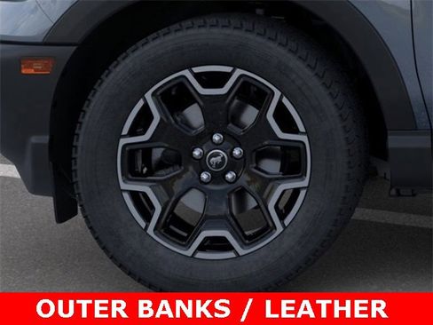 New 2025 Ford Bronco Sport Outer Banks image 19