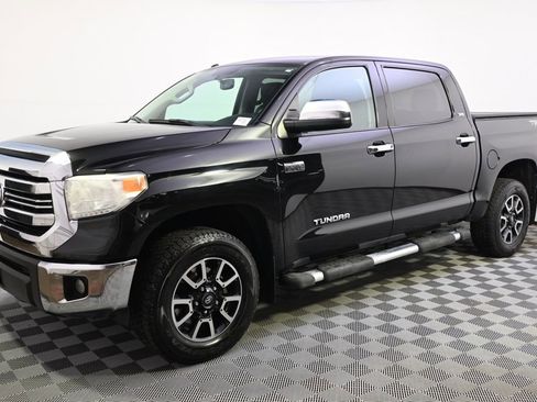 Used 2017 Toyota Tundra SR5 image 2