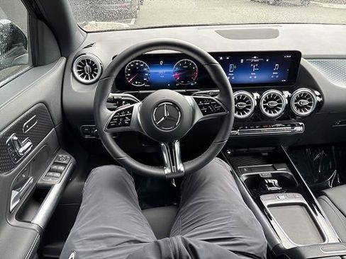 Certified 2025 Mercedes-Benz GLA 250 4MATIC image 42