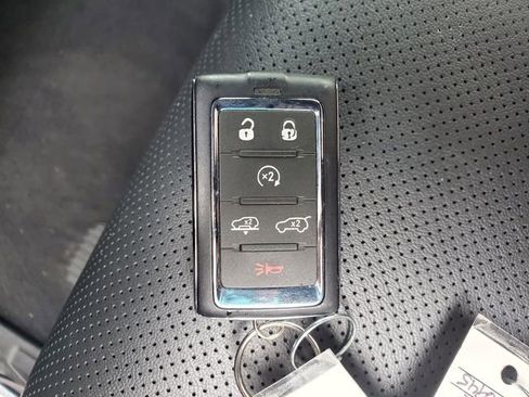 Certified 2024 Jeep Wagoneer Series II w/ Convenience Group I image 34