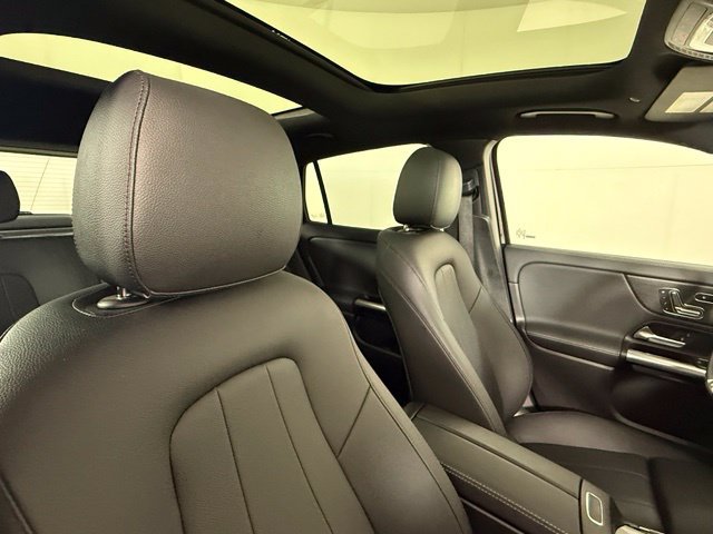 Used 2026 Mercedes-Benz GLA 250 image 28