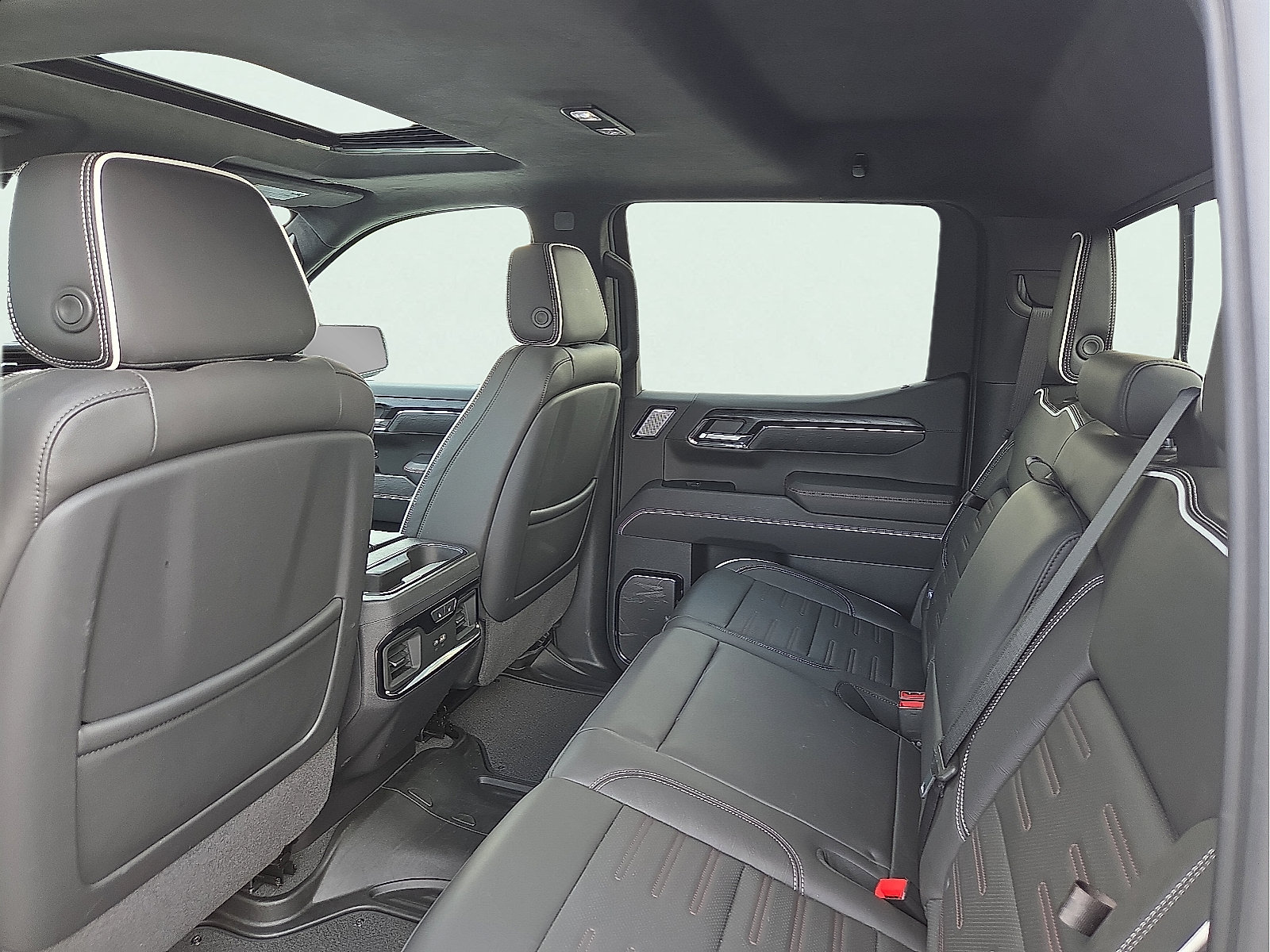 Used 2024 GMC Sierra 1500 AT4X AWD/4WD image 10