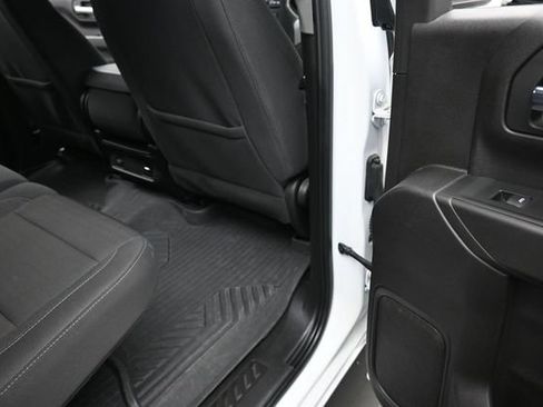 Used 2023 Chevrolet Silverado 1500 Custom Trail Boss AWD/4WD image 33