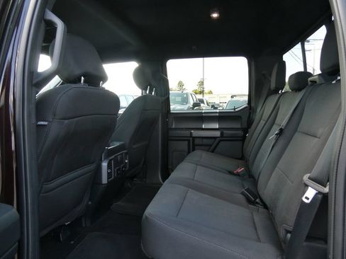 Used 2019 Ford F150 XLT w/ Equipment Group 302A Luxury AWD/4WD image 19