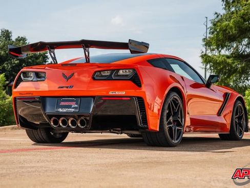 Used 2019 Chevrolet Corvette ZR1 RWD image 10