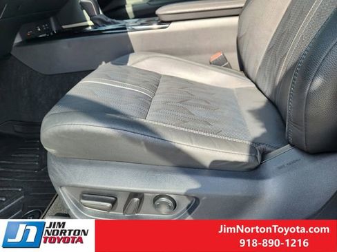 Used 2025 Toyota Camry XSE FWD image 24