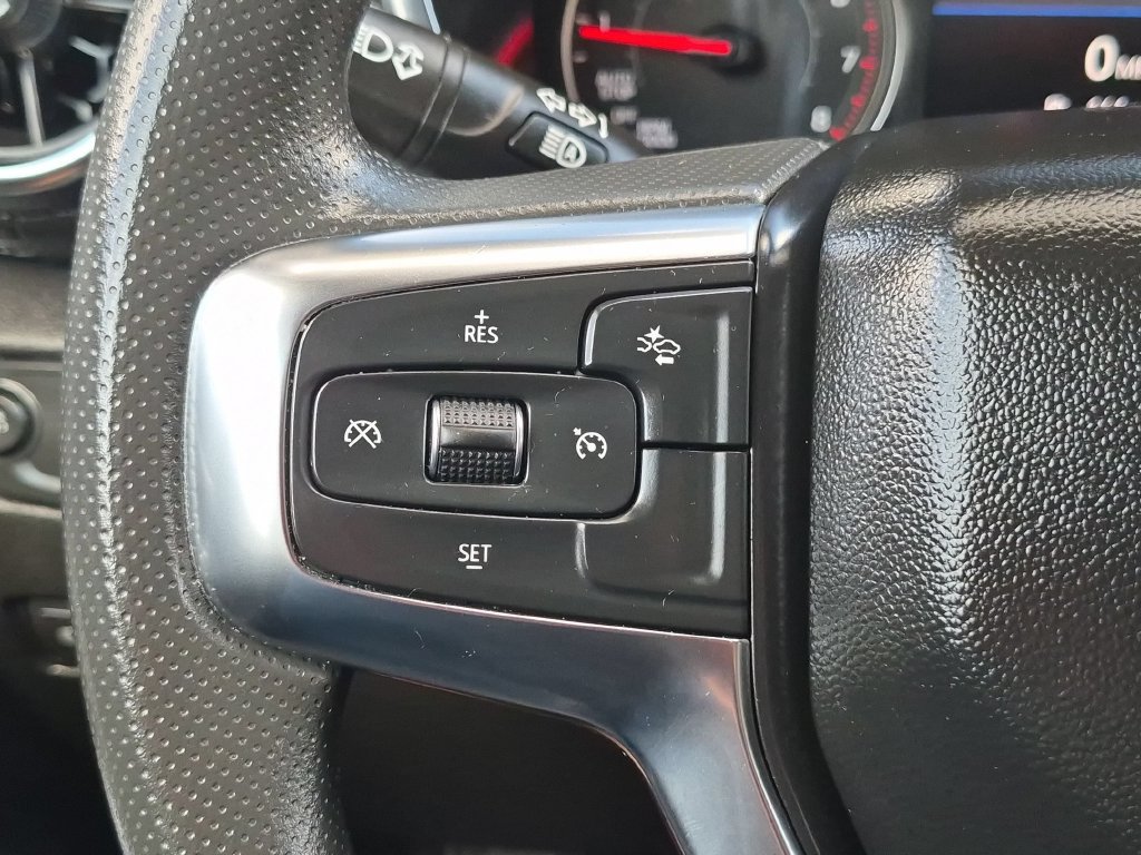 Used 2025 Chevrolet Blazer LT AWD/4WD image 18