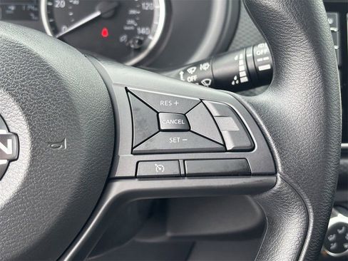 New 2025 Nissan Kicks Play S image 34