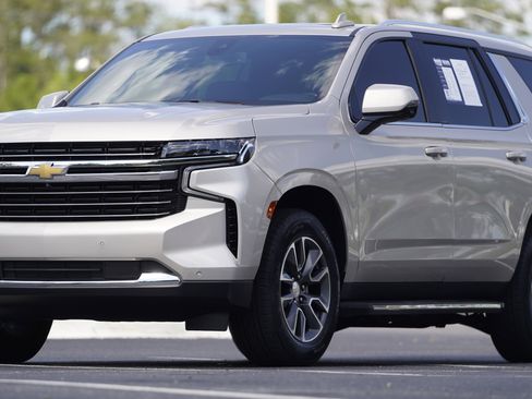 Used 2022 Chevrolet Tahoe LT w/ Luxury Package RWD image 34