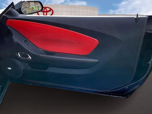 Used 2010 Chevrolet Camaro SS w/ RS Package image 21