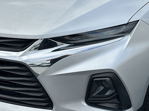 Used 2020 Chevrolet Blazer LT image 11