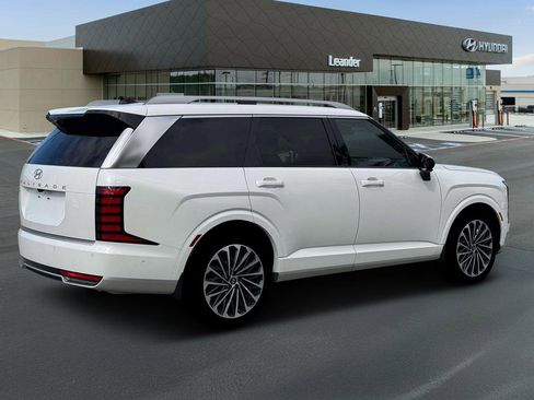 New 2026 Hyundai Palisade Calligraphy FWD image 8