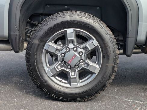 New 2026 GMC Sierra 3500 SLT w/ SLT Premium Package AWD/4WD image 10