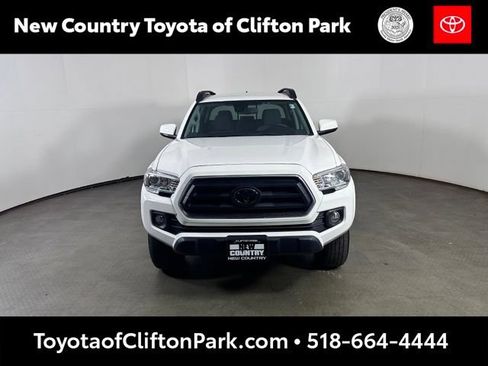 Used 2023 Toyota Tacoma SR5 AWD/4WD image 8