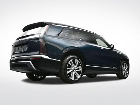 Used 2026 Cadillac Vistiq Luxury AWD/4WD image 30