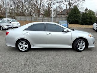 Used 2013 Toyota Camry SE video 2