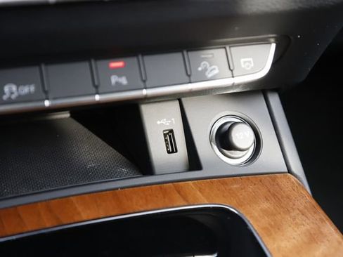 Used 2023 Audi Q5 2.0T Premium Plus w/ Premium Plus Package image 30