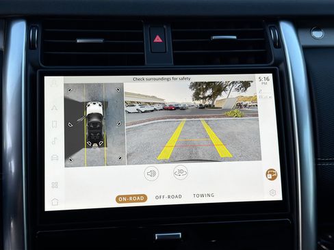 New 2026 Land Rover Discovery Limited Edition image 34